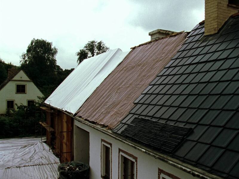 Asbestos roof replacement — Pruszcz